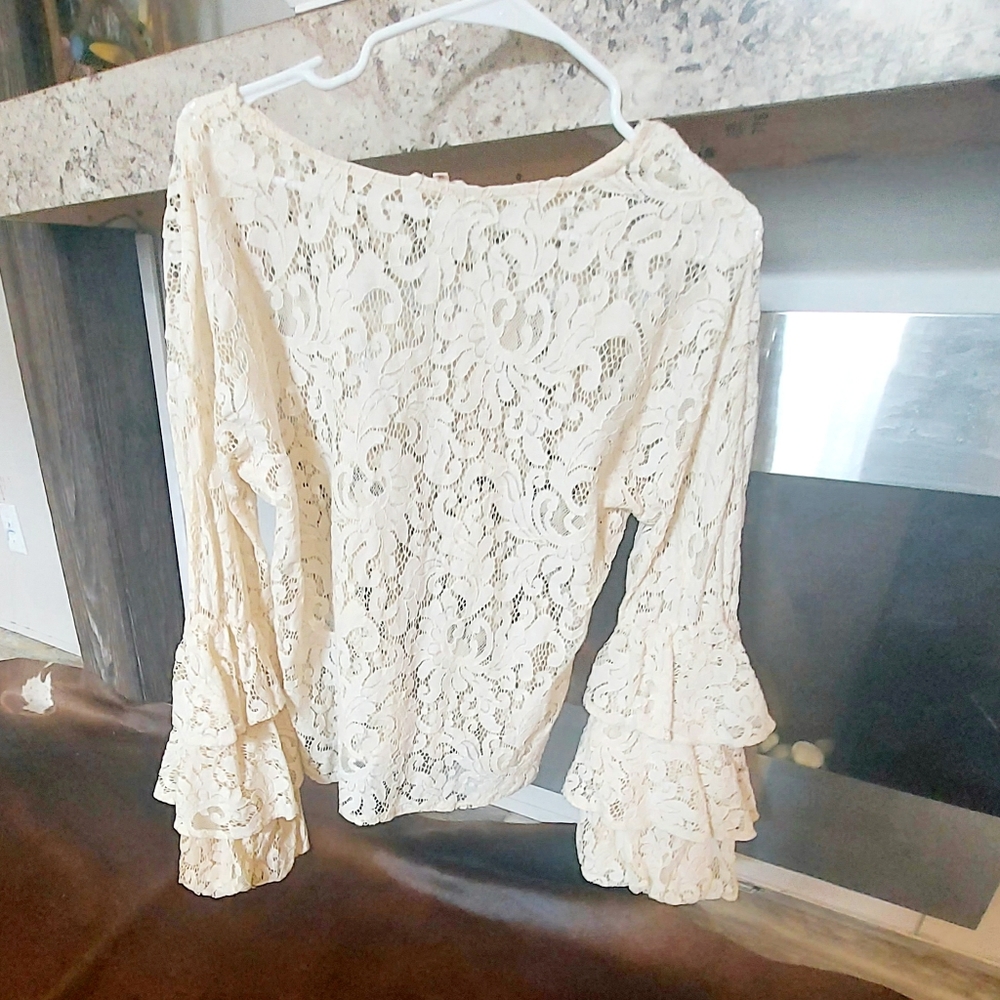 Country  chic gorgeous blouse